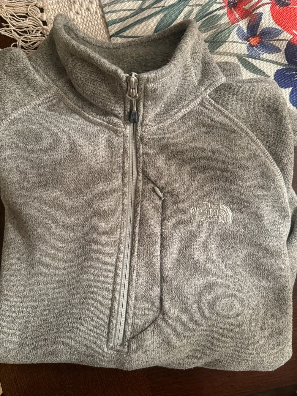 The North Face Men’s Heather Gray Half-Zip Fleece Pullover